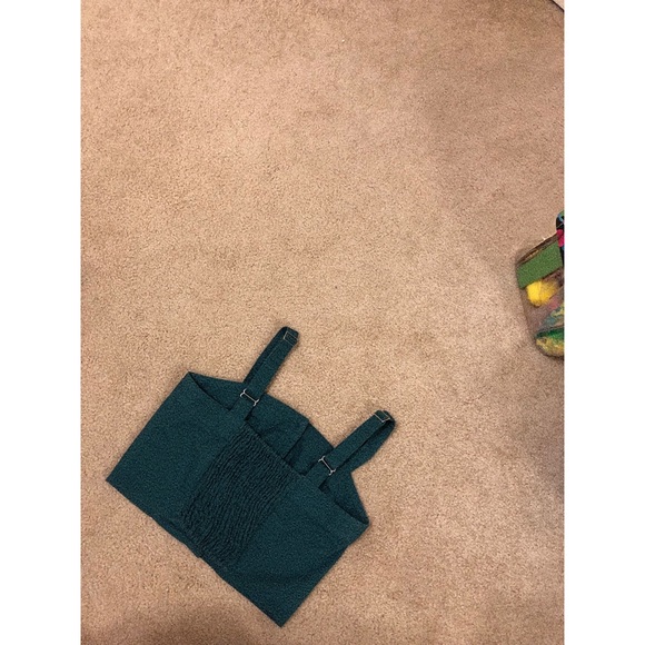Dark green button up crop Top! - Picture 2 of 5